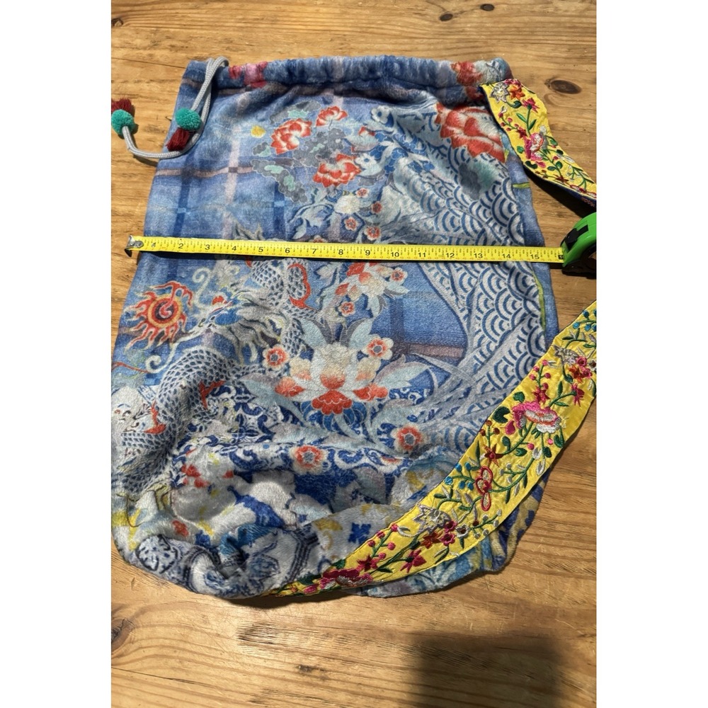 Johnny Was Hobo Drawstring Bag Embroidered Strap Plush Fleece Floral - Picture 9 of 9